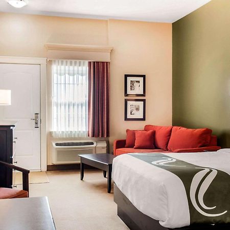 רוטסאיי Quality Inn & Suites Quispamsis מראה חיצוני תמונה