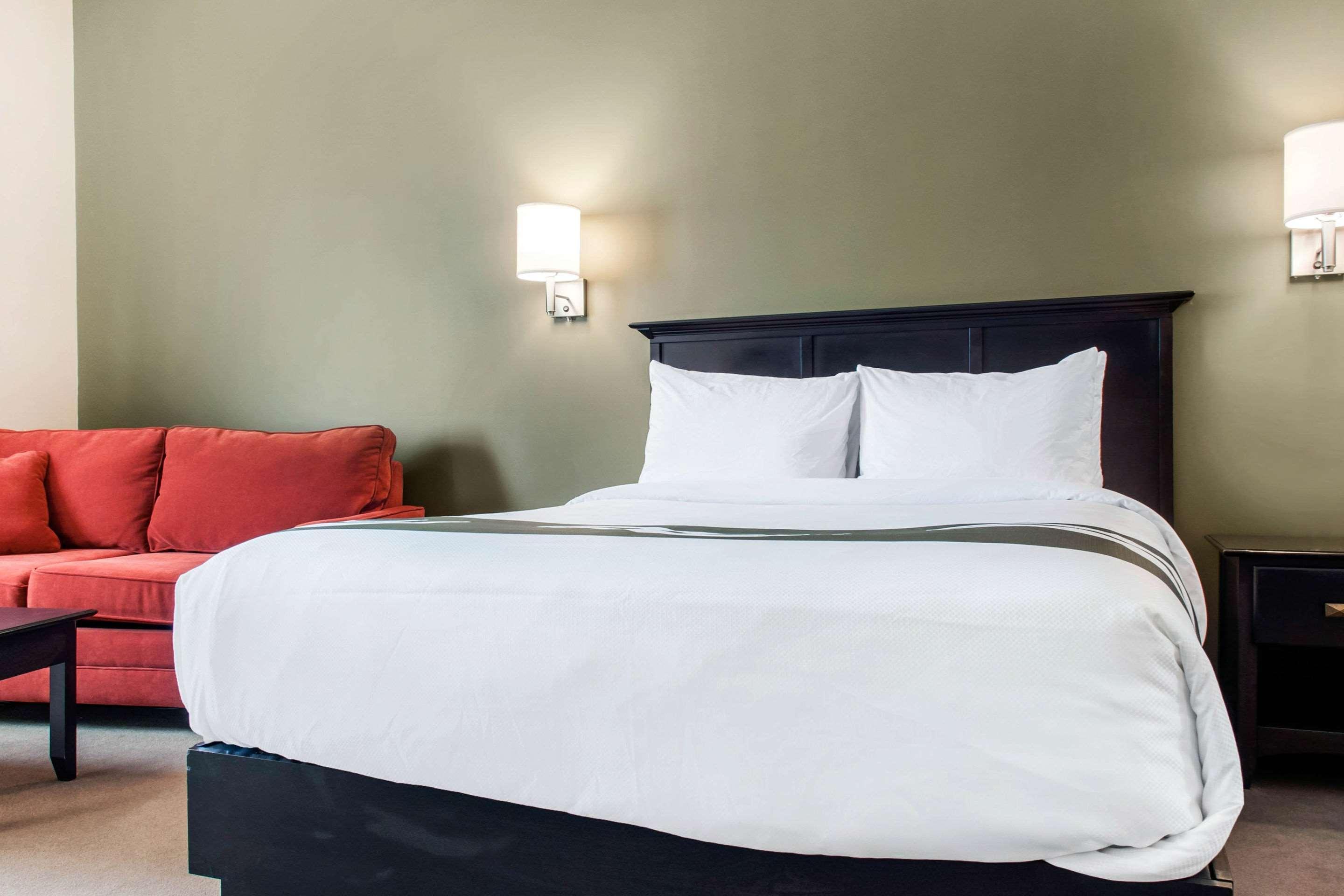 רוטסאיי Quality Inn & Suites Quispamsis מראה חיצוני תמונה