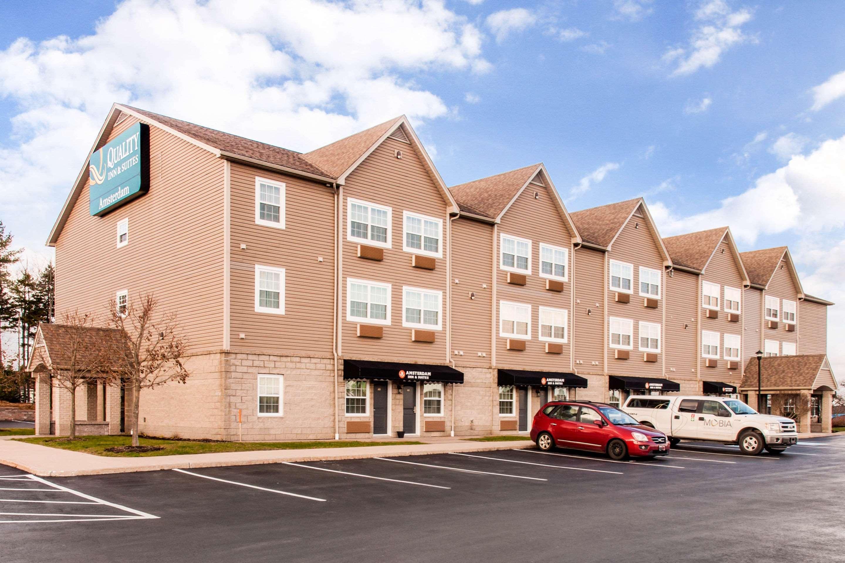 רוטסאיי Quality Inn & Suites Quispamsis מראה חיצוני תמונה