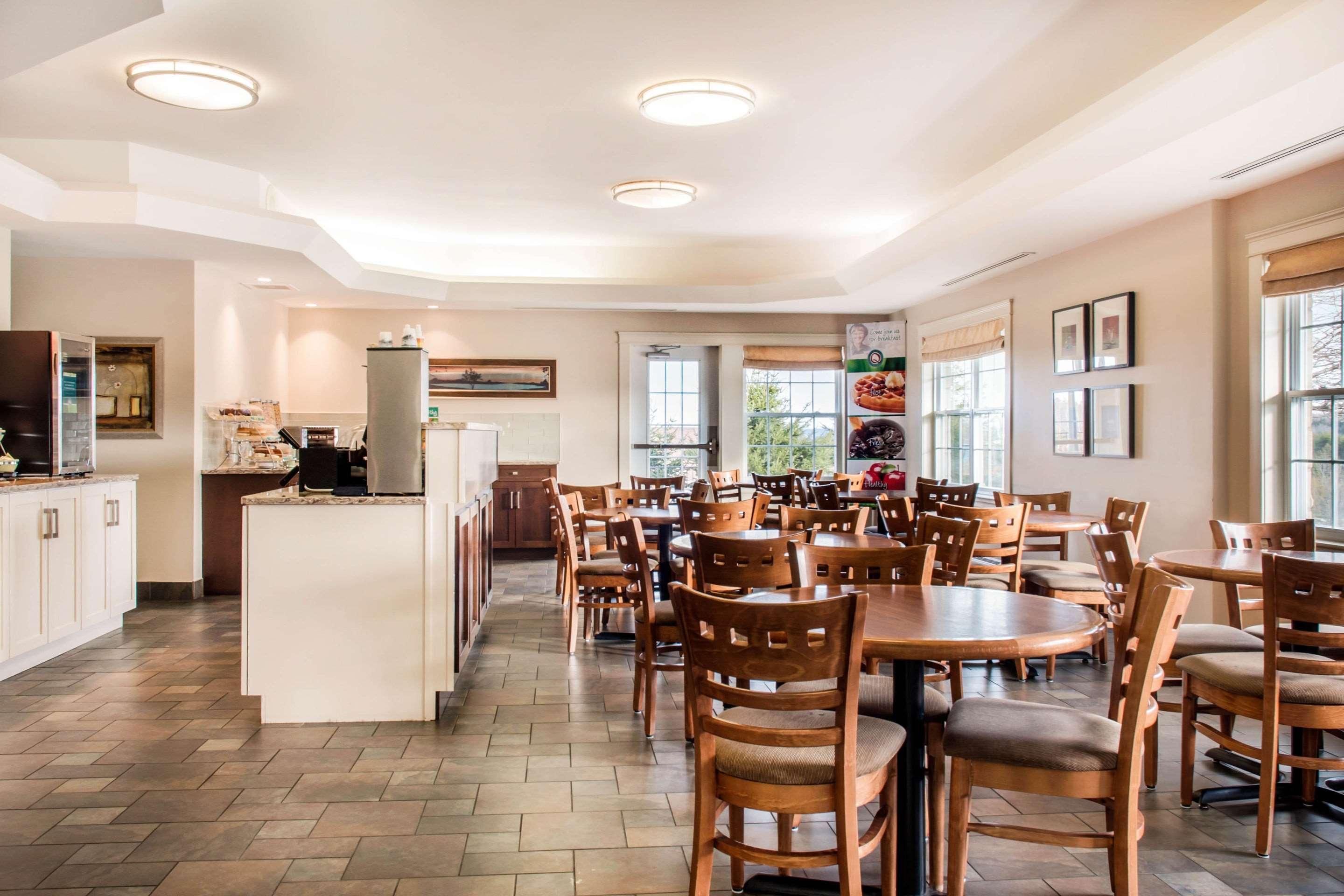 רוטסאיי Quality Inn & Suites Quispamsis מראה חיצוני תמונה
