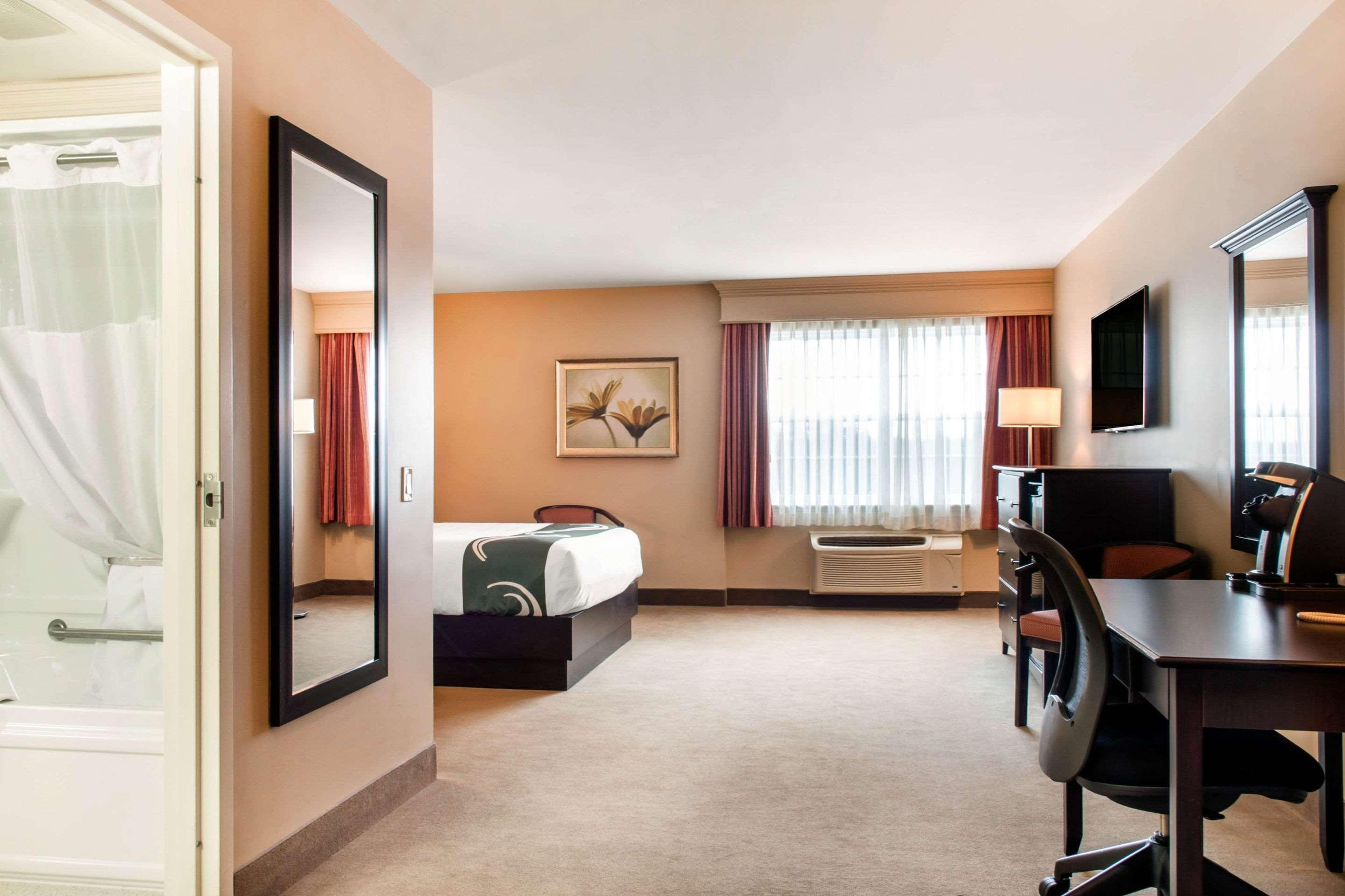 רוטסאיי Quality Inn & Suites Quispamsis מראה חיצוני תמונה