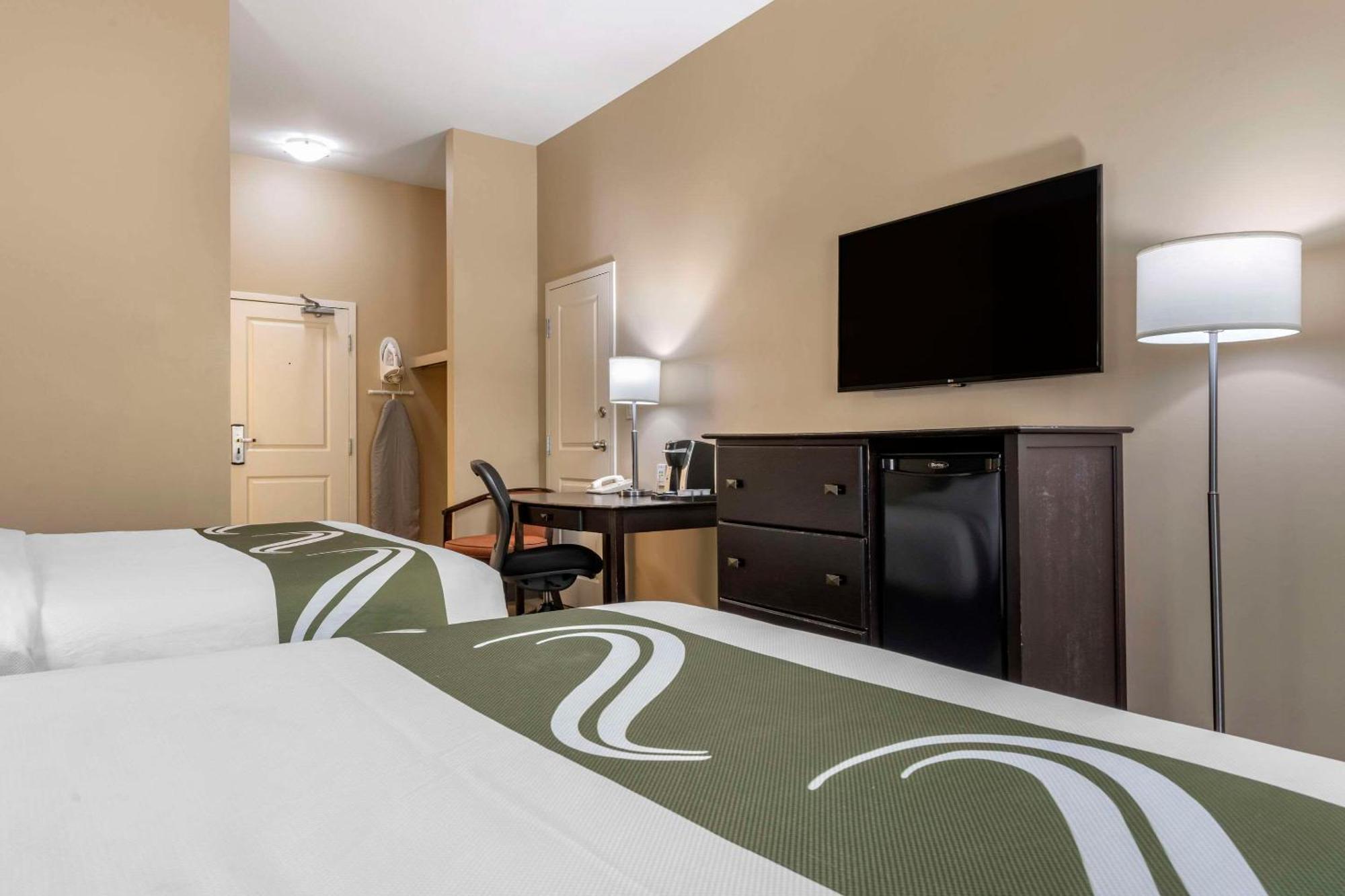 רוטסאיי Quality Inn & Suites Quispamsis מראה חיצוני תמונה