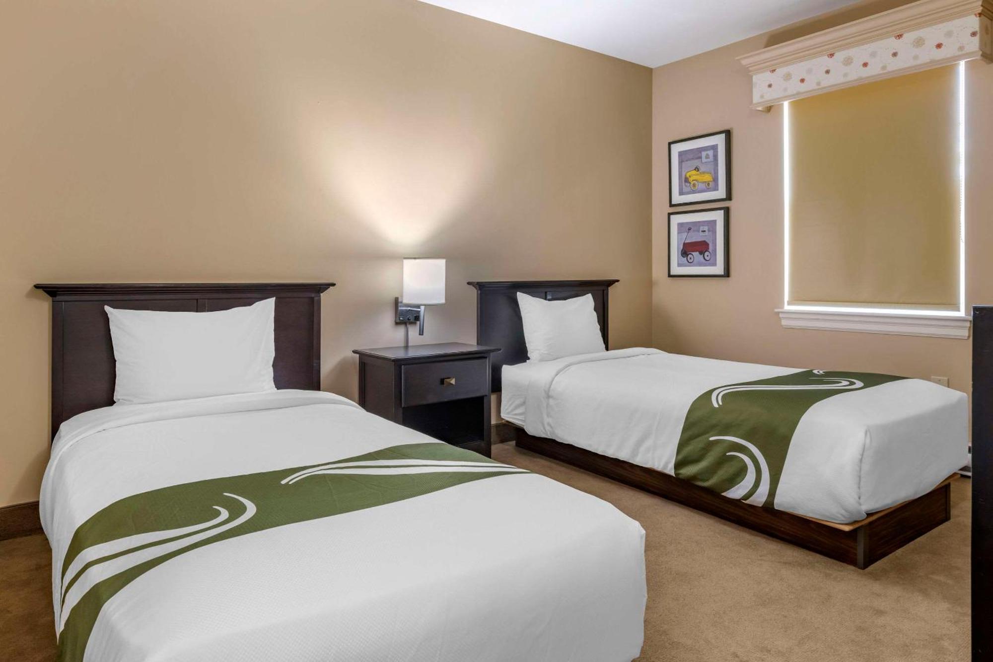 רוטסאיי Quality Inn & Suites Quispamsis מראה חיצוני תמונה