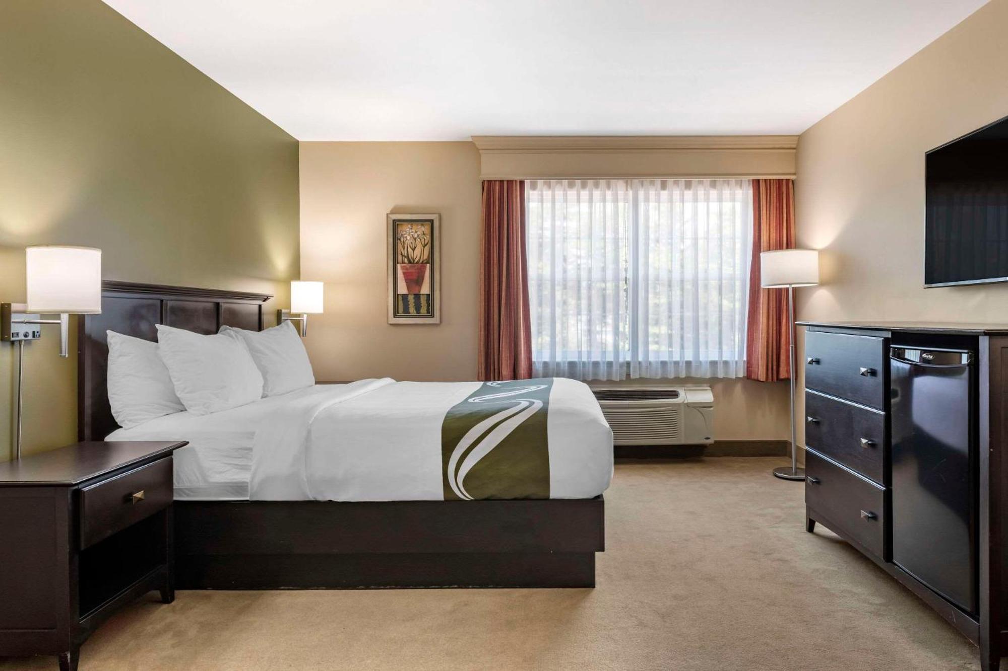 רוטסאיי Quality Inn & Suites Quispamsis מראה חיצוני תמונה
