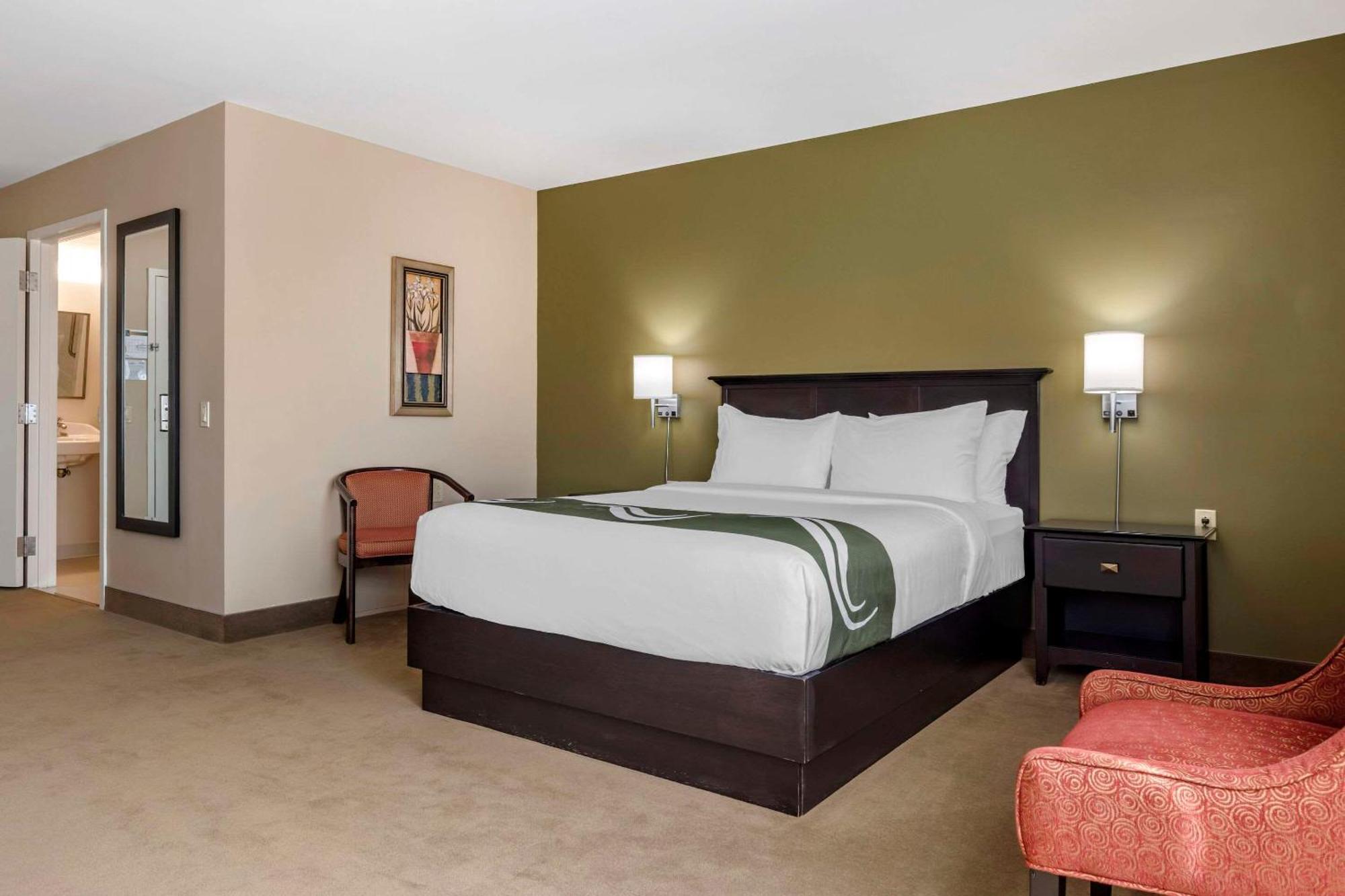 רוטסאיי Quality Inn & Suites Quispamsis מראה חיצוני תמונה