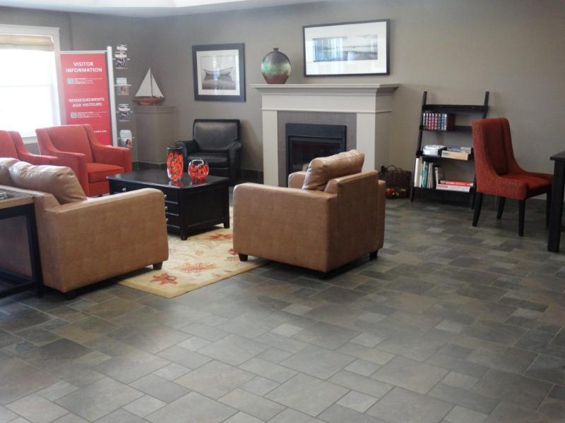 רוטסאיי Quality Inn & Suites Quispamsis מראה חיצוני תמונה